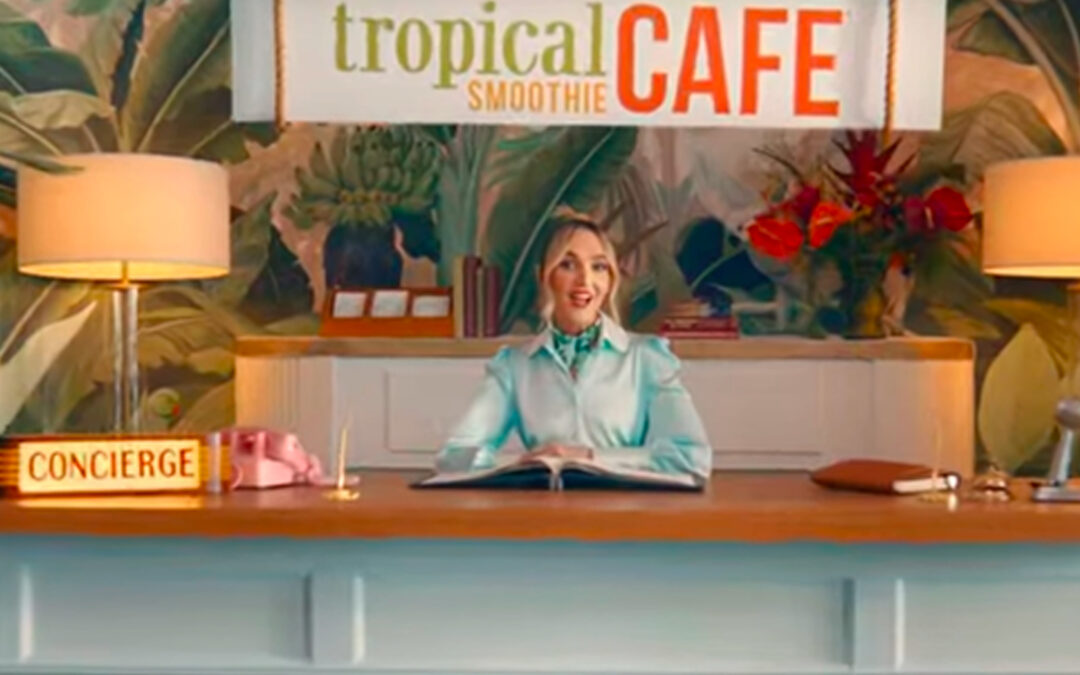 Tropical Smoothie Cafe Taps SNL’s Chloe Fineman To Promote Tropic Bowls