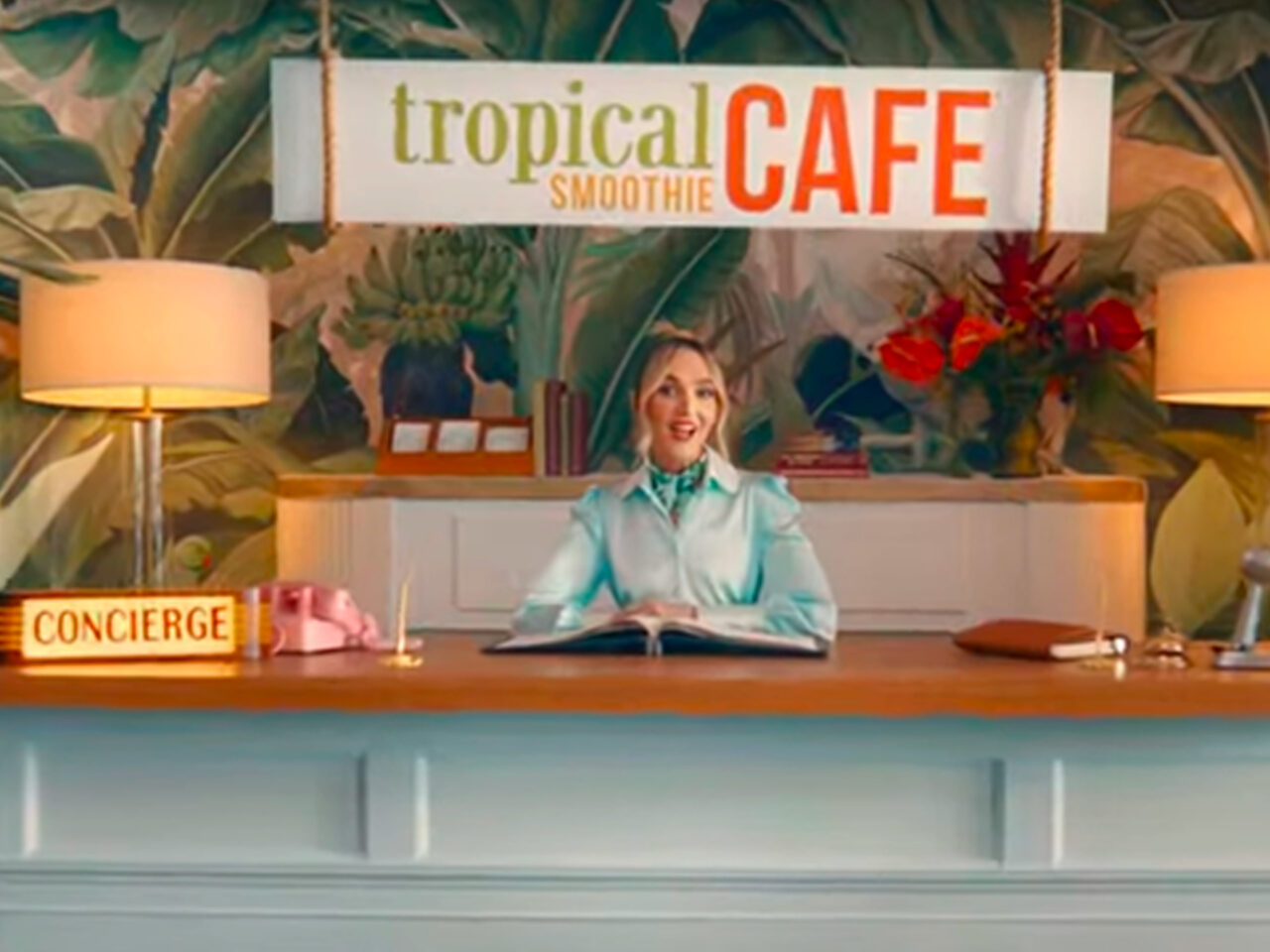 Tropical Smoothie Cafe Taps SNL's Chloe Fineman To Promote Tropic Bowls